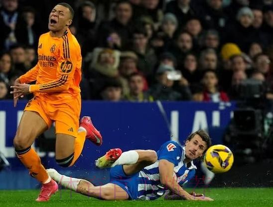 科贝:西足协就皇马在赛后针对裁判致信展开调查 科贝:西足协就皇马在赛后针对裁判致信展开调查